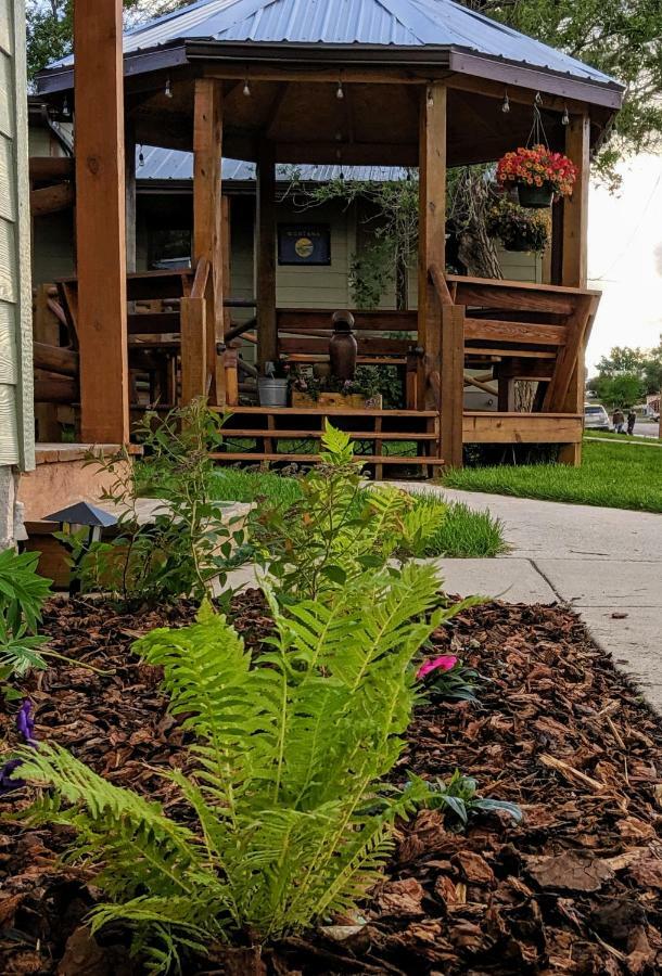 Sagebrush Inn & Suites Broadus 外观 照片